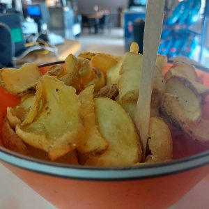 Patatine dippers con cheddar e bacon